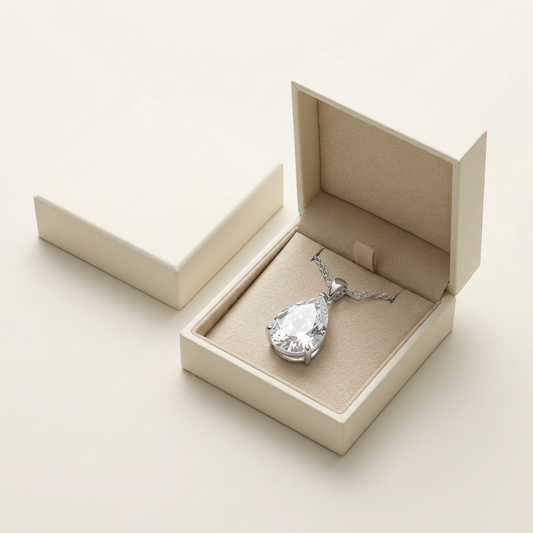 💎Gift-Worthy | Sparkling Teardrop Pendant | Elegant Silver-Tone Necklace