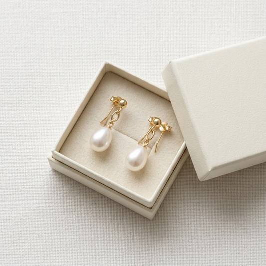 🪷 Gold Pearl Drop Earrings | Elegant Minimalist Jewelry | Timeless Feminine Charm